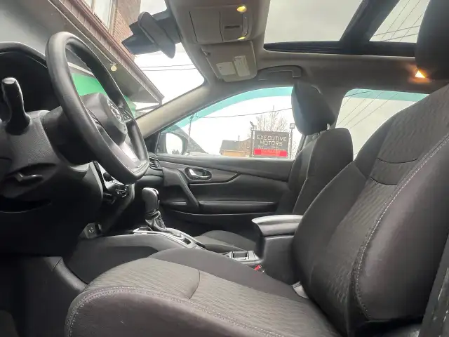 2019 Nissan Rogue BACK CAM- SUNROOF-HEATED SEATS- BLUETOOTH - Photo 10
