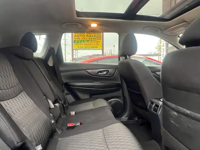 2019 Nissan Rogue BACK CAM- SUNROOF-HEATED SEATS- BLUETOOTH - Photo 16