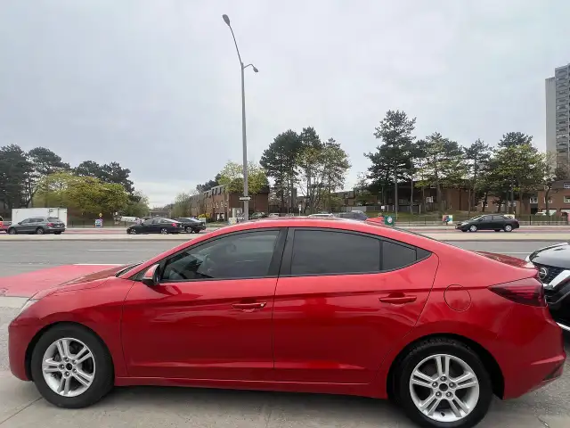 2019 Hyundai Elantra BACK CAM-HEATED SEATS- BLUETOOTH & MORE! - Photo 4