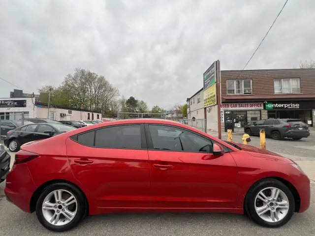 2019 Hyundai Elantra BACK CAM-HEATED SEATS- BLUETOOTH & MORE! - Photo 8