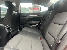 2019 Hyundai Elantra BACK CAM-HEATED SEATS- BLUETOOTH & MORE! - Photo 12