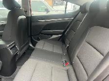 2019 Hyundai Elantra BACK CAM-HEATED SEATS- BLUETOOTH & MORE! - Photo 13