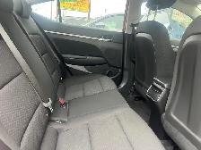 2019 Hyundai Elantra BACK CAM-HEATED SEATS- BLUETOOTH & MORE! - Photo 16