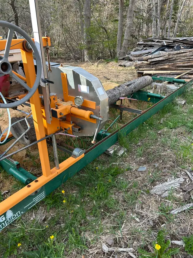 bandsaw mill - Photo 2