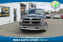 2018 RAM 1500 ST cabine d'équipe 4x4 caisse de 5 pi 7 po Dispon
