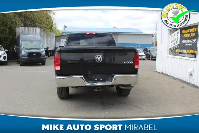 2018 RAM 1500 ST cabine d'équipe 4x4 caisse de 5 pi 7 po Dispon - Photo 2