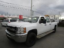 Chevrolet Silverado 2500HD 2WD Crew Cab boite de 8 inspecte gara