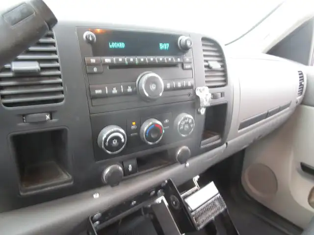 Chevrolet Silverado 2500HD 2WD Crew Cab boite de 8 inspecte gara - Photo 5