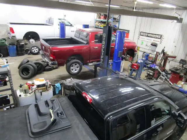 Chevrolet Silverado 2500HD 2WD Crew Cab boite de 8 inspecte gara - Photo 11