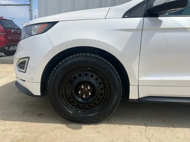 2017 Ford Edge AWD |Panoramic roof |Heated - Cooled Seats - Photo 11