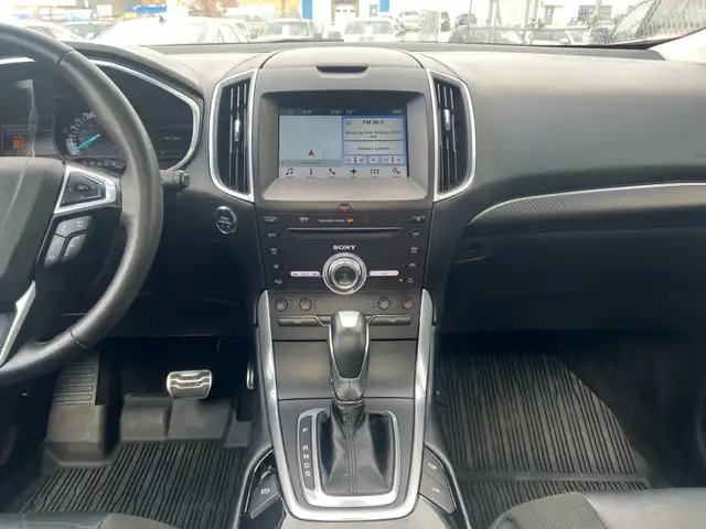 2017 Ford Edge AWD |Panoramic roof |Heated - Cooled Seats - Photo 13