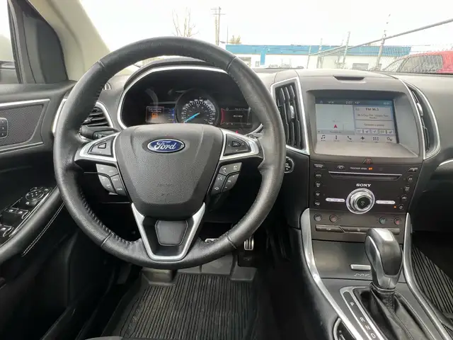 2017 Ford Edge AWD |Panoramic roof |Heated - Cooled Seats - Photo 14