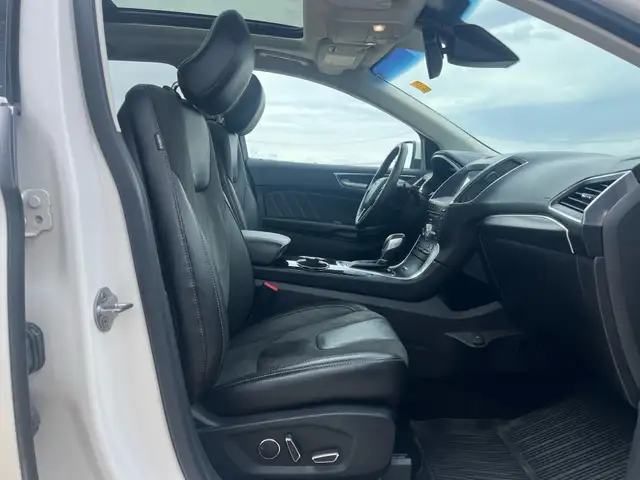2017 Ford Edge AWD |Panoramic roof |Heated - Cooled Seats - Photo 25