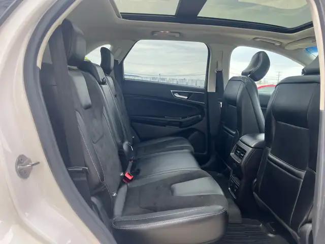 2017 Ford Edge AWD |Panoramic roof |Heated - Cooled Seats - Photo 26