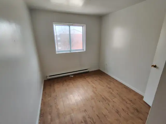 Donwood Park Apts- Value Priced apartments in New Sudbury - Photo 12