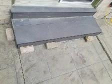 Skilled worker wanted for step repair! - Photo 2
