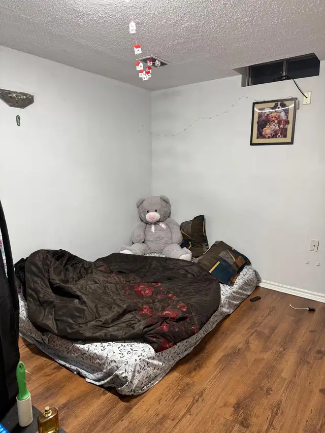 2 bedroom basement for rent - Photo 3