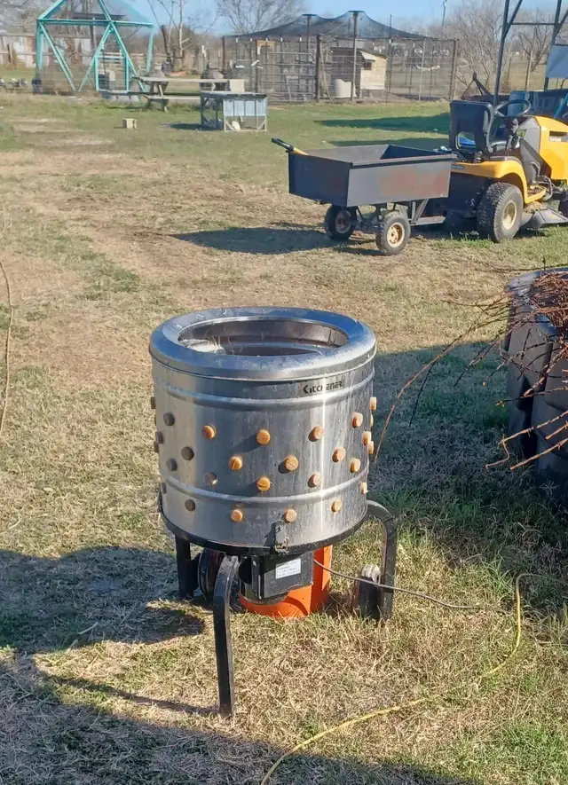 Chicken Plucker for Rent