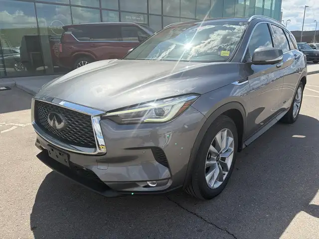 2021 Infiniti QX50 Essential AWD • Leather • 360 Camera - Photo 2