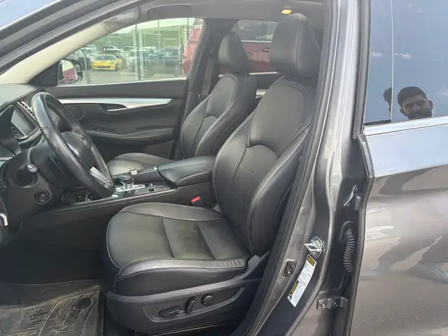 2021 Infiniti QX50 Essential AWD • Leather • 360 Camera - Photo 13