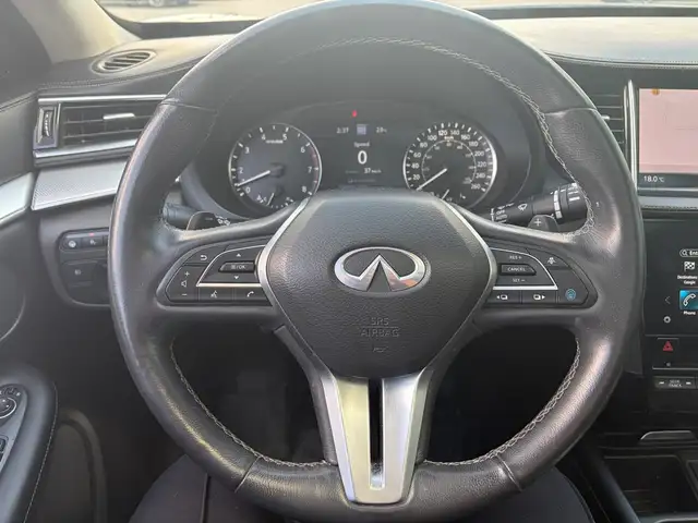 2021 Infiniti QX50 Essential AWD • Leather • 360 Camera - Photo 20