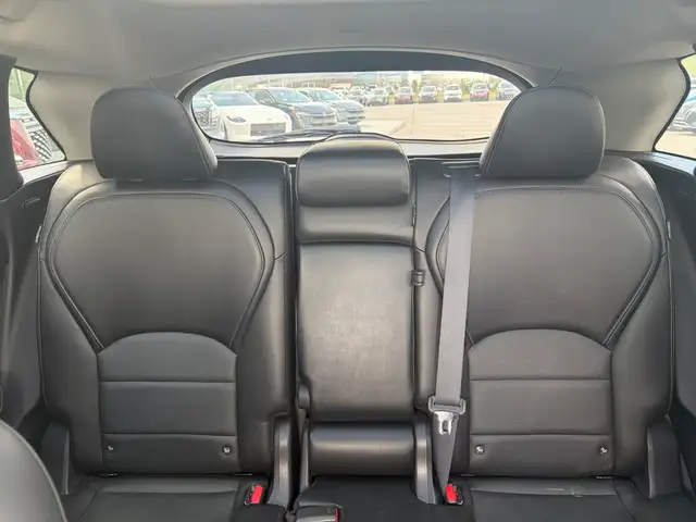 2021 Infiniti QX50 Essential AWD • Leather • 360 Camera - Photo 28