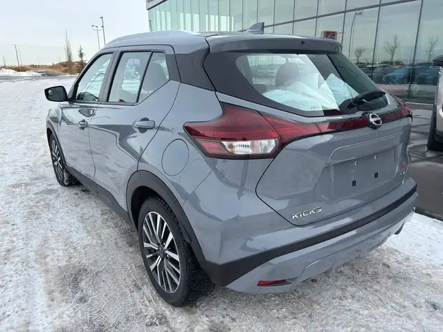 2023 Nissan Kicks SV • Accident Free Carfax • One Owner - Photo 4