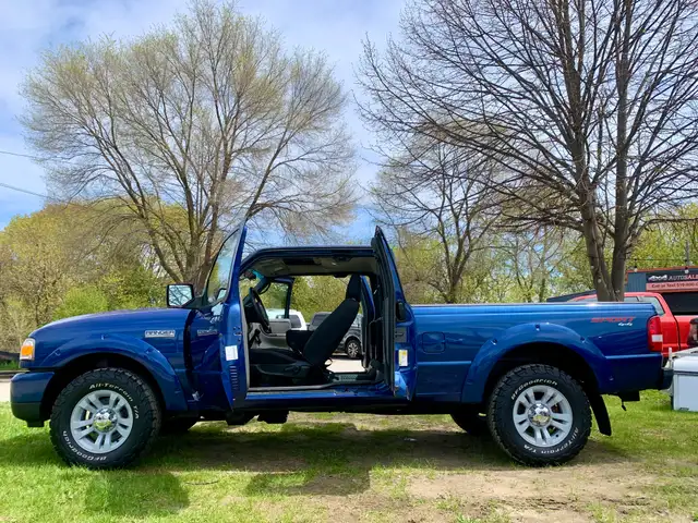 2011 FORD RANGER 4X4 96K 5 SPD CERTIFIED UNICORN - Photo 4