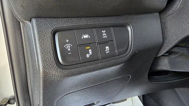 2019 Hyundai Santa Fe 2.4L Preferred AWD - Photo 18