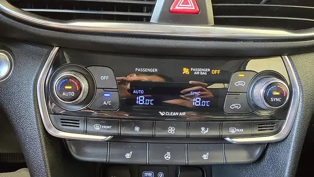 2019 Hyundai Santa Fe 2.4L Preferred AWD - Photo 23