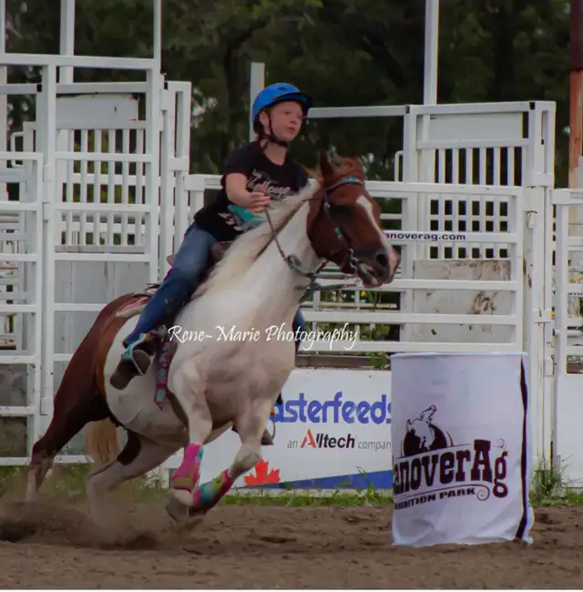 Step Up Youth Pony - Photo 7