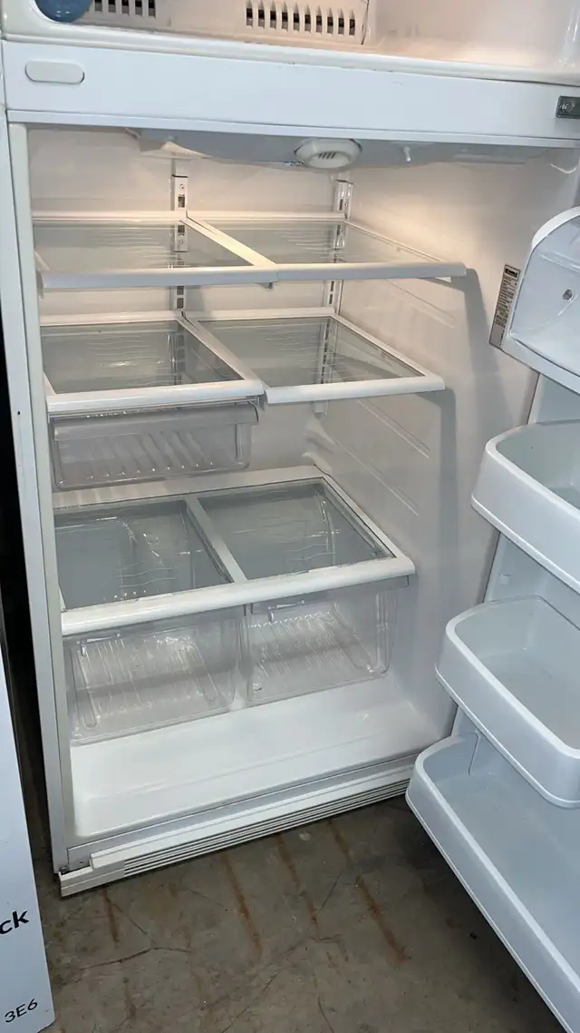 Kenmore 30" White Refrigerator Fully Tested 30-DayWarranty - Photo 4