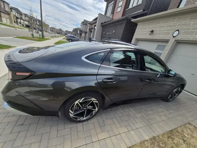 Premium Ride & Delivery - Durham, GTA & Long Distance - Photo 4