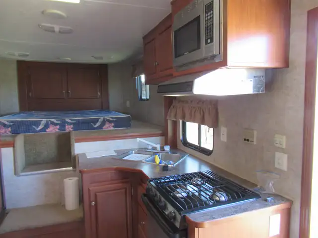 horse trailer - Photo 6