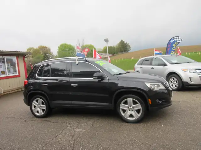 2011 Volkswagen Tiguan SE - Photo 5