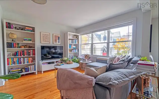 Jul 1st Halifax - one-bed/one-bath, ensuite laundry, AC, parking - Photo 3