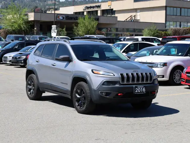 2016 Jeep Cherokee - Photo 3