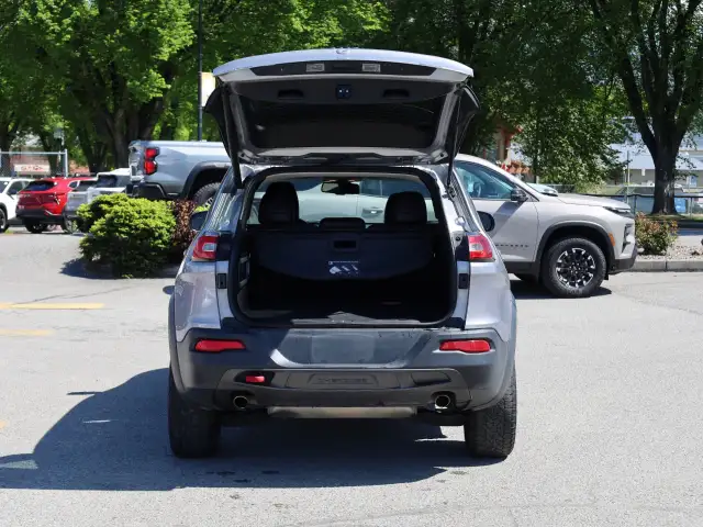2016 Jeep Cherokee - Photo 7