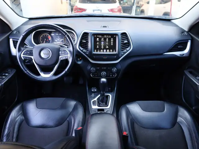 2016 Jeep Cherokee - Photo 14