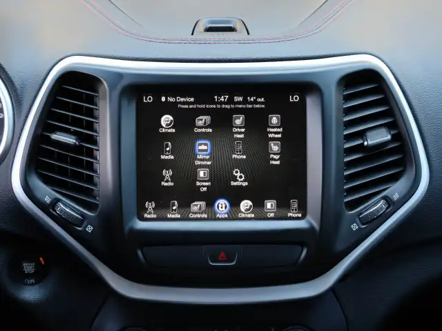 2016 Jeep Cherokee - Photo 22