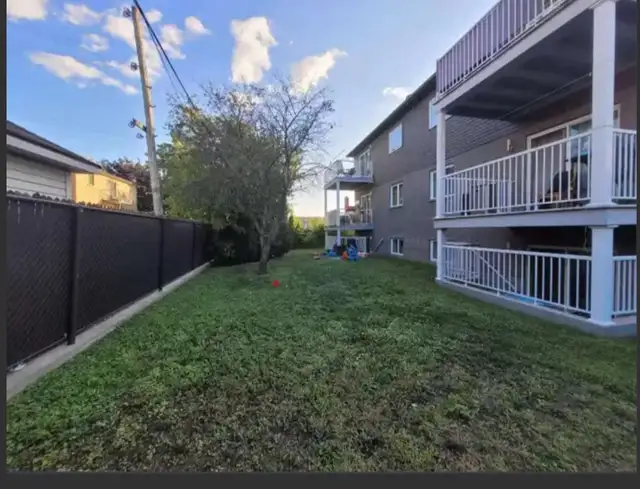 grand 4 1/2, Saint-Hubert - Photo 5