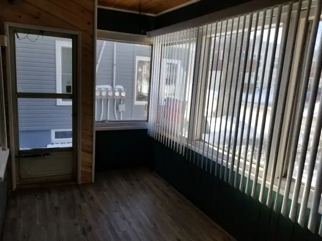 2 Bedroom Apartment - Photo 2