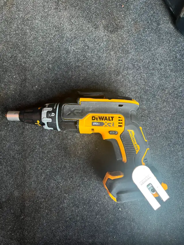 DEWALT 20V MAX XR Brushless Drywall Screwgun