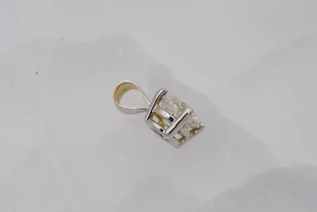 14K 1.04CT DIAMOND PENDANT - Photo 5