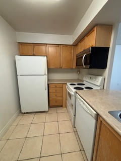 Bright, quiet 1br condo right next to North York Center subway - Photo 5