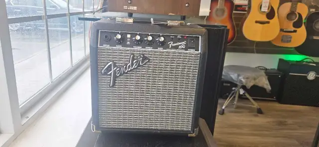 Fender Frontman 10 Amp - Photo 2