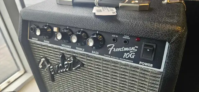 Fender Frontman 10 Amp - Photo 3