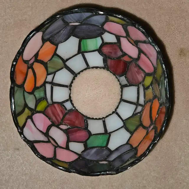 Tiffany Style Lamp Tea Light Candle Holder with Metal Etch Base - Photo 3