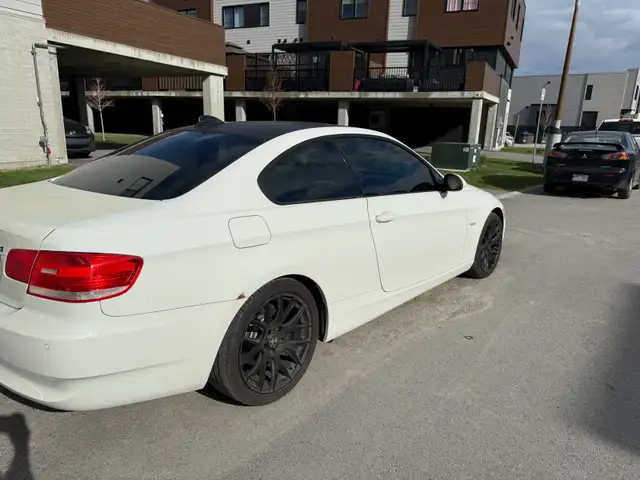 BMW 328.XI coupe 2007 - Photo 2