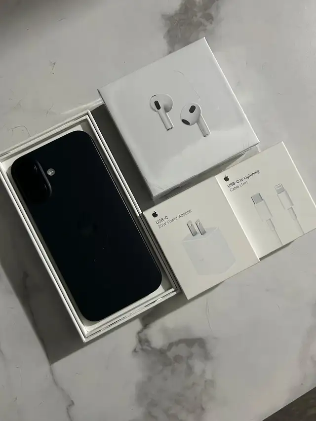 iPhone 16 128gb 94% battery Airpods/Charger Set/Delivery